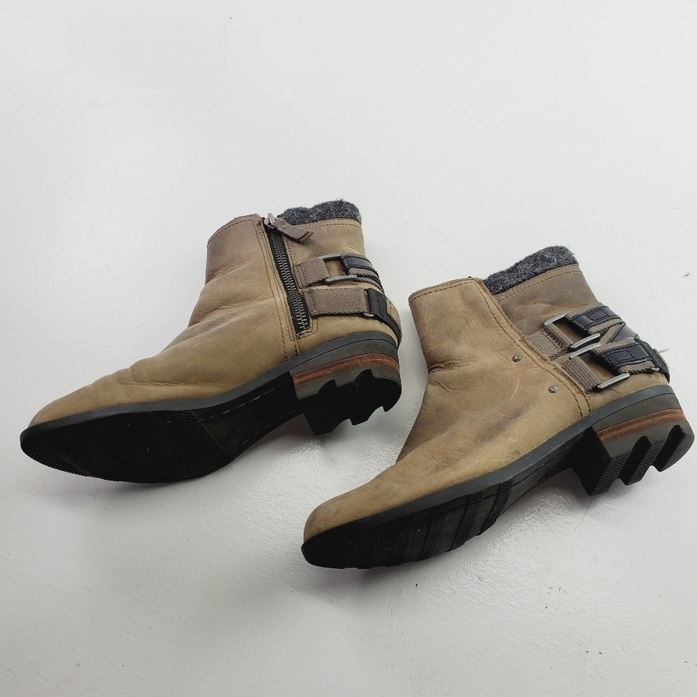 Sorel Women Leather Suede boots booties shoes 8 Lolla Buckle